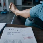 Temps de guerison dechirure musculaire : délais selon gravité, kinésithérapie avec compresse froide